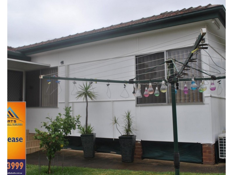 2/113 Brunker Road, Yagoona NSW 2199