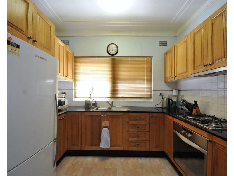 18 View Street, Sefton NSW 2162