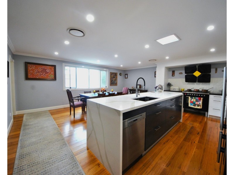 8 Chiswick Road, South Granville NSW 2142