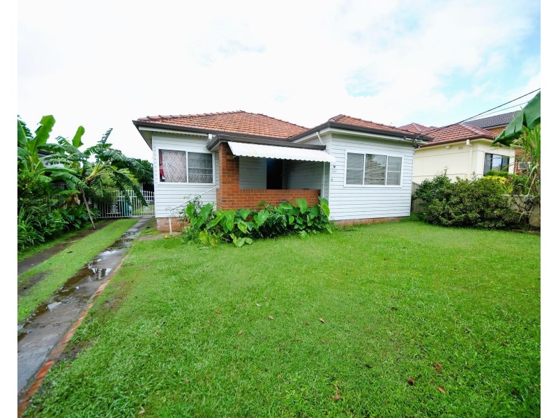 11 Proctor Parade, Sefton NSW 2162