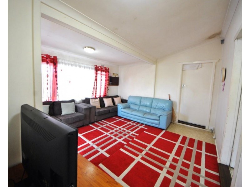 11 Proctor Parade, Sefton NSW 2162