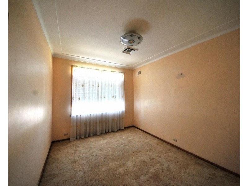 39 Cragg Street, Condell Park NSW 2200