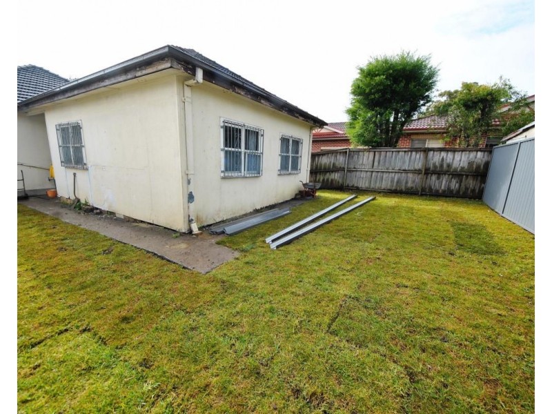 25 Waldron  Road, Sefton NSW 2162