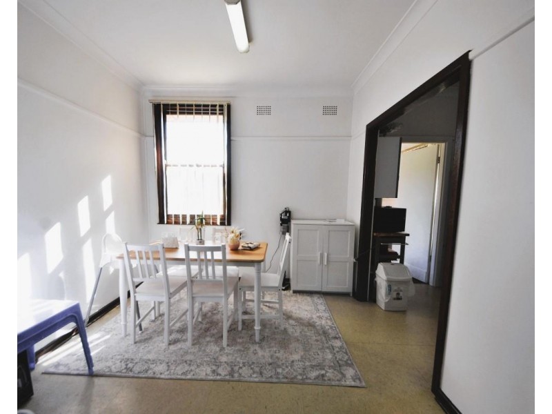 18 Gundaroo Street, Villawood NSW 2163