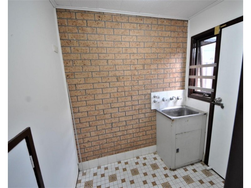 2/32a-34 Olive Street, Condell Park NSW 2200