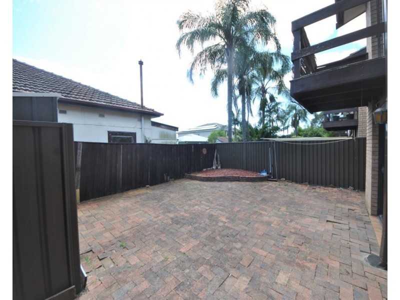 2/32a-34 Olive Street, Condell Park NSW 2200