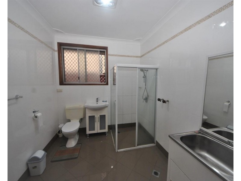 3 Lowana Avenue, Merrylands NSW 2160