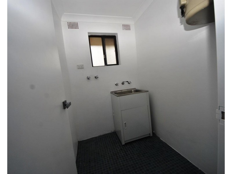 6/494 Merrylands Road, Merrylands West NSW 2160