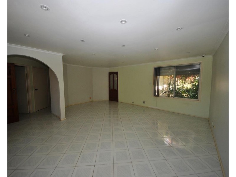 27 Waldron Road, Sefton NSW 2162