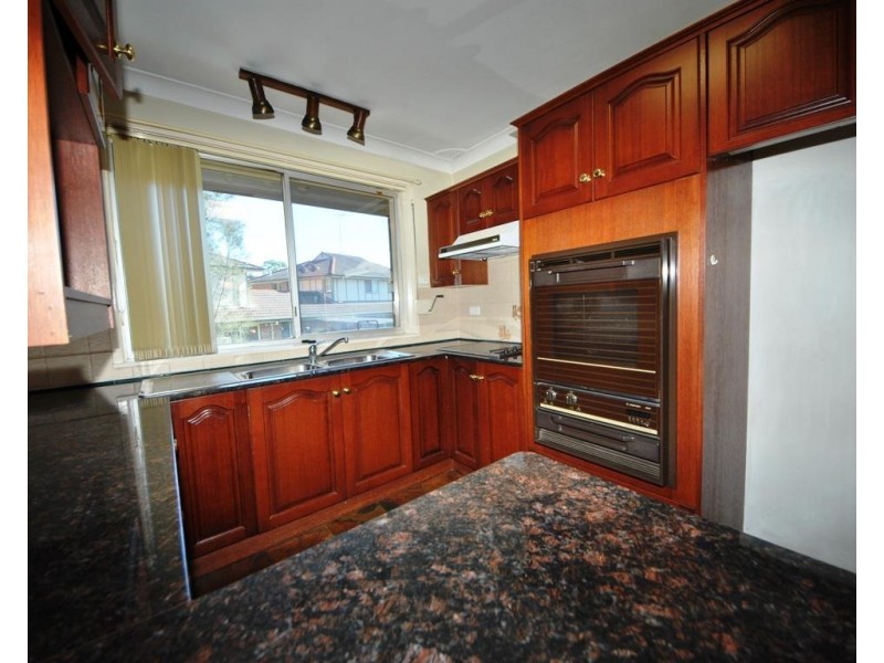 114 Renton Avenue, Moorebank NSW 2170