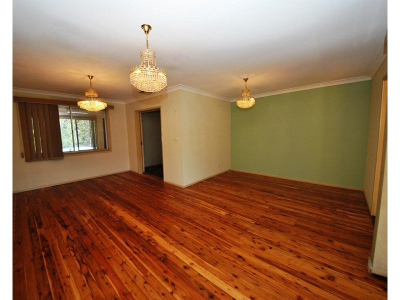 114 Renton Avenue, Moorebank NSW 2170