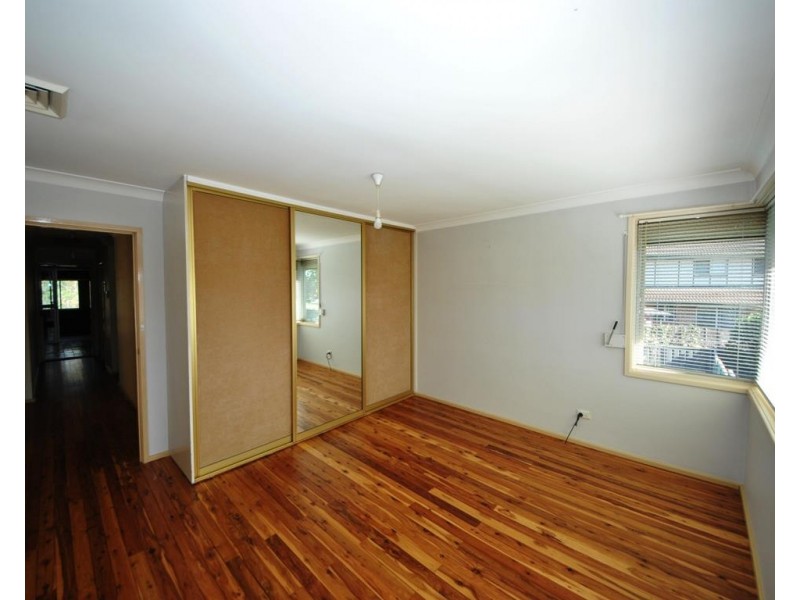 114 Renton Avenue, Moorebank NSW 2170