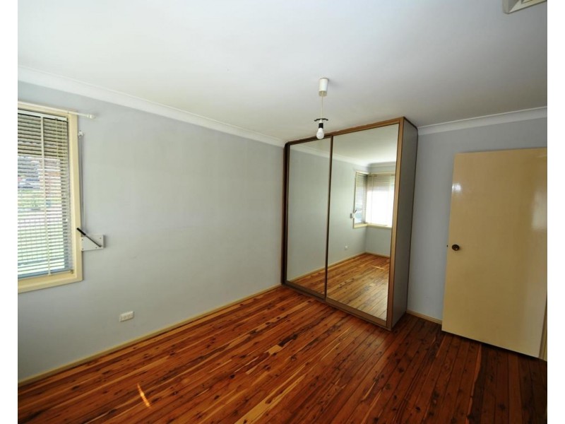 114 Renton Avenue, Moorebank NSW 2170