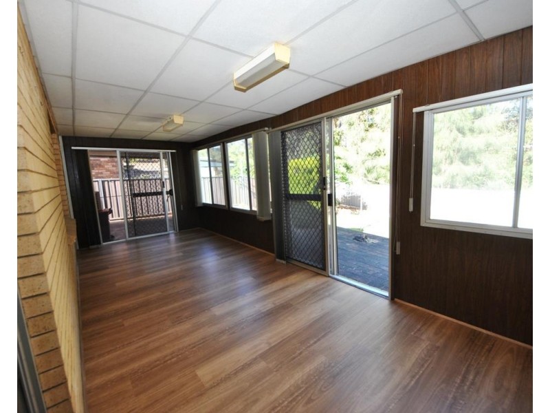 114 Renton Avenue, Moorebank NSW 2170