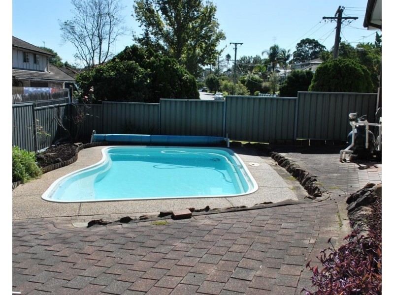 114 Renton Avenue, Moorebank NSW 2170