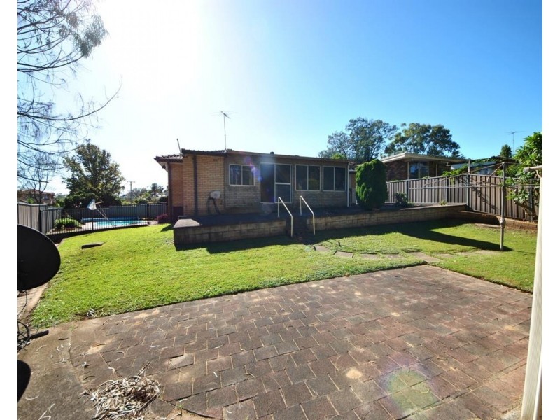114 Renton Avenue, Moorebank NSW 2170