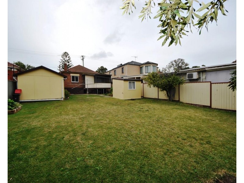 166 Cooper Road, Yagoona NSW 2199