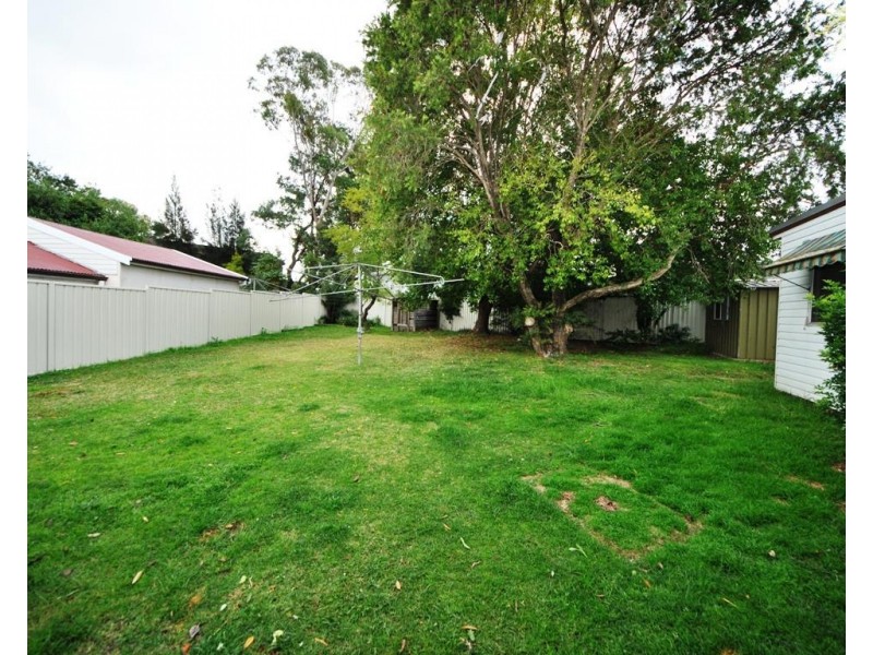 18 Elizabeth Crescent, Yagoona NSW 2199