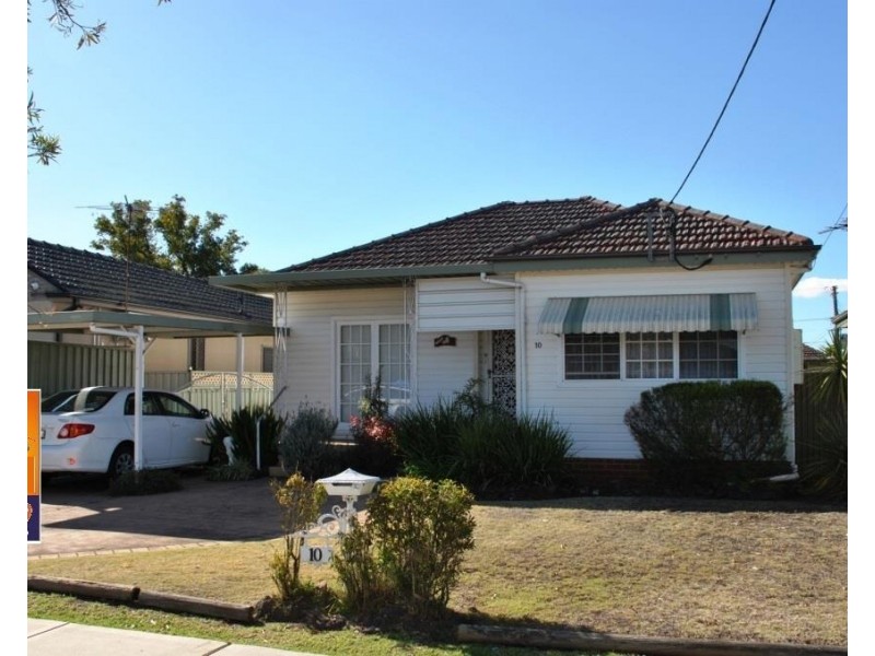 10 Lals Parade, Fairfield East NSW 2165