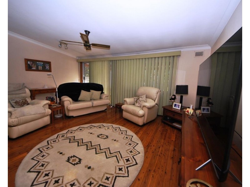 10 Lals Parade, Fairfield East NSW 2165