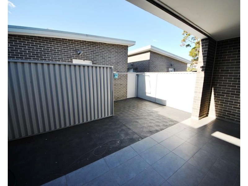 16a Cathcart Street, Fairfield NSW 2165