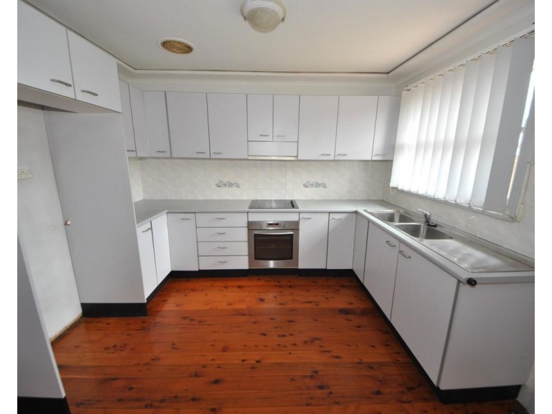 12 Dalton Avenue, Condell Park NSW 2200