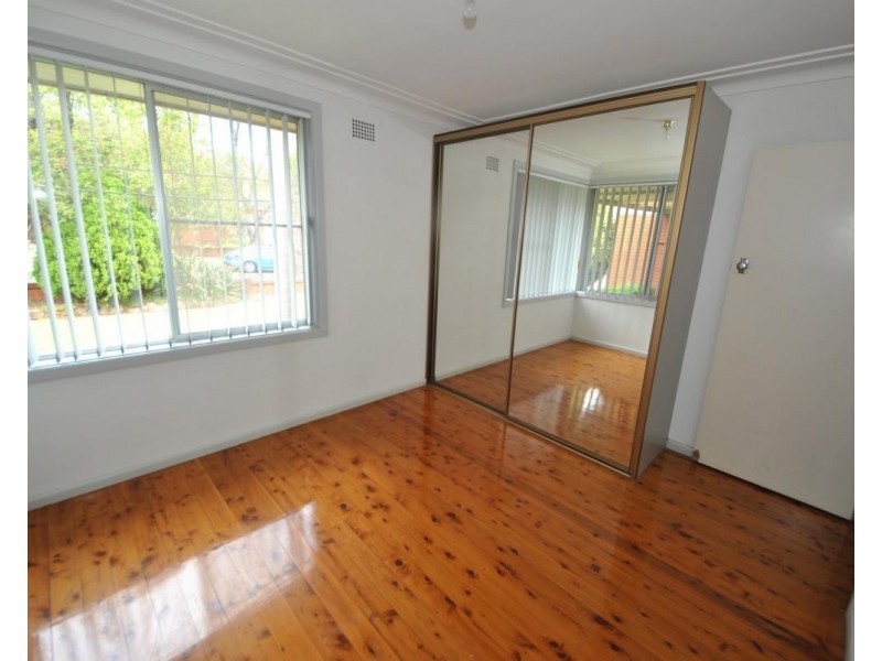 12 Dalton Avenue, Condell Park NSW 2200