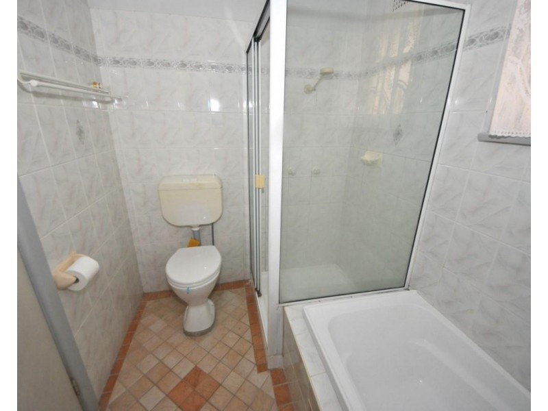 12 Dalton Avenue, Condell Park NSW 2200