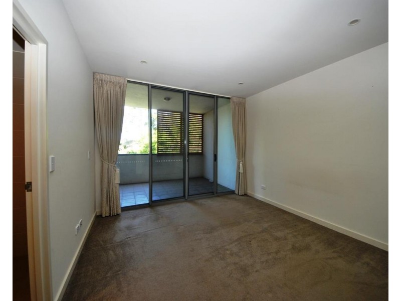 a205/2 Rowe Drive, Potts Hill NSW 2143