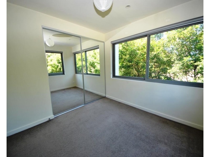 a205/2 Rowe Drive, Potts Hill NSW 2143