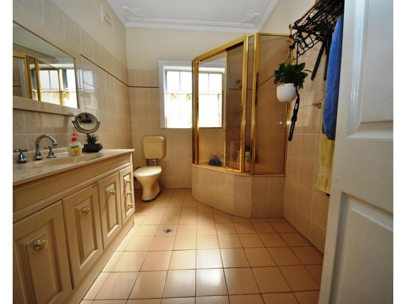 60  Strickland  Street, Bass Hill NSW 2197