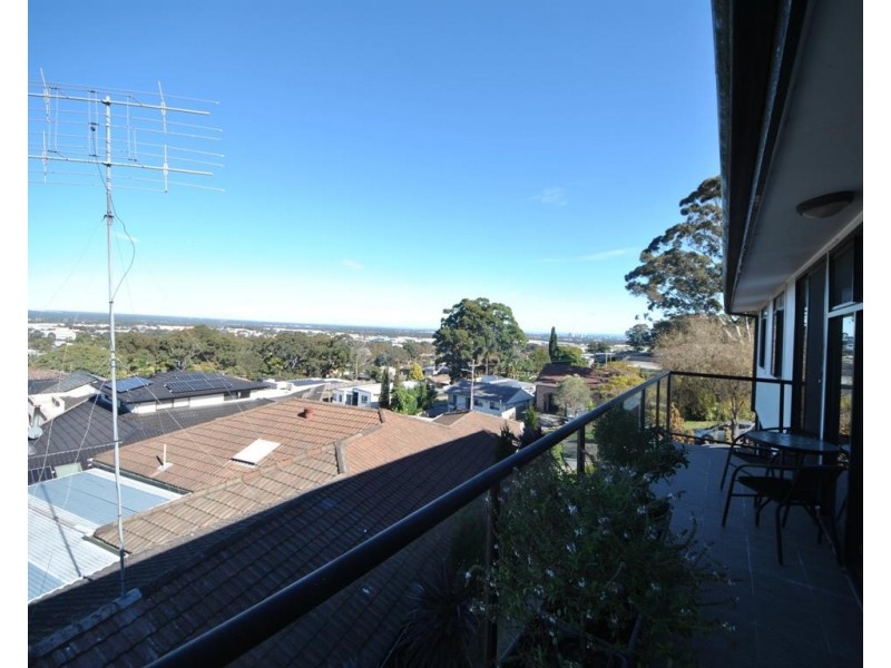 5 Mitchell Street, Condell Park NSW 2200