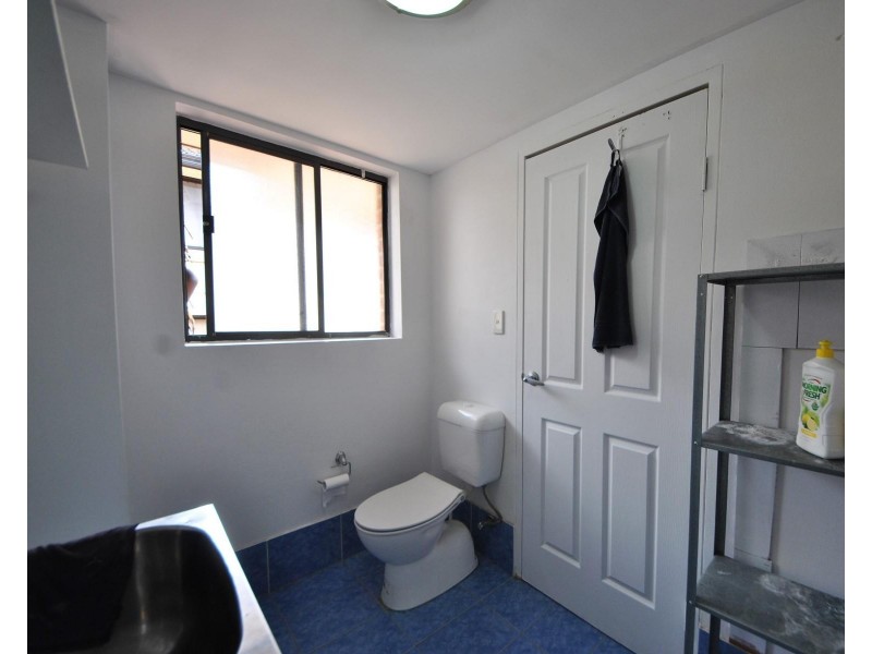 5/105 Castlereagh Street, Liverpool NSW 2170