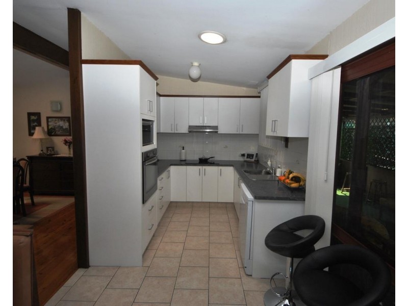 58 Caroline Crescent, Georges Hall NSW 2198