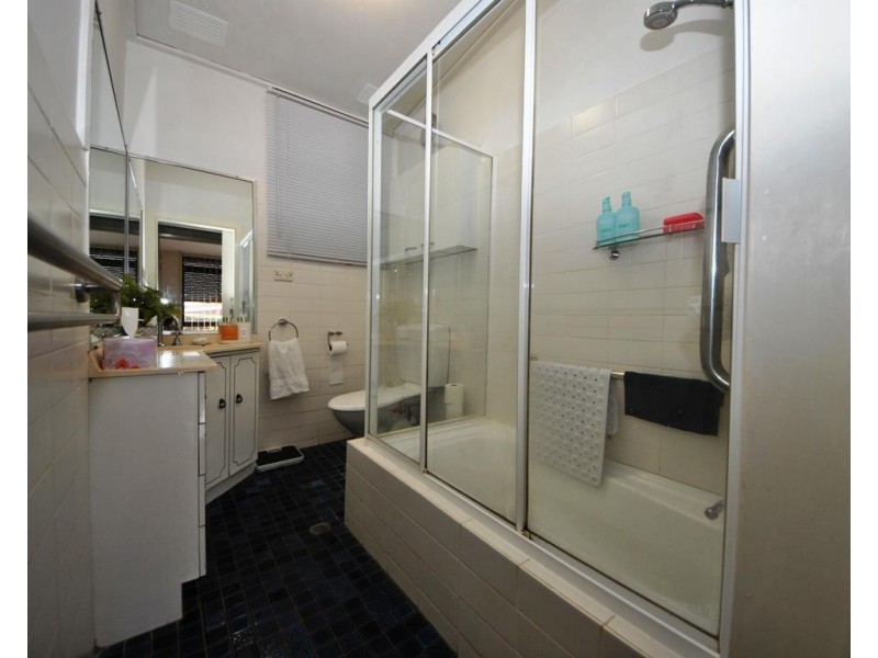 58 Caroline Crescent, Georges Hall NSW 2198