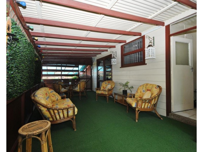 58 Caroline Crescent, Georges Hall NSW 2198