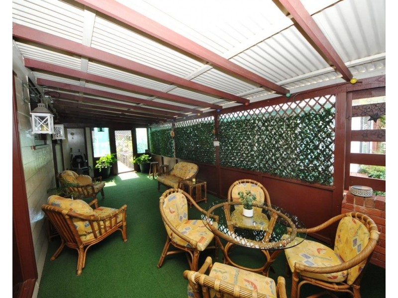 58 Caroline Crescent, Georges Hall NSW 2198