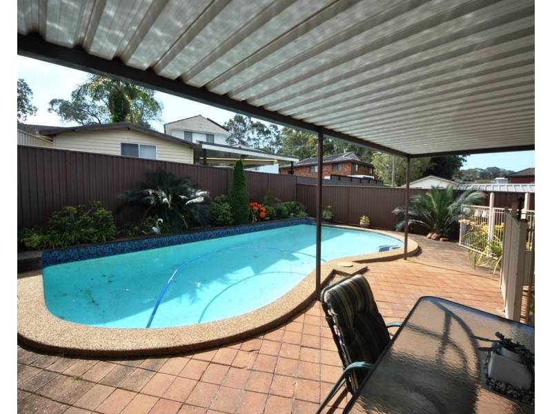 58 Caroline Crescent, Georges Hall NSW 2198