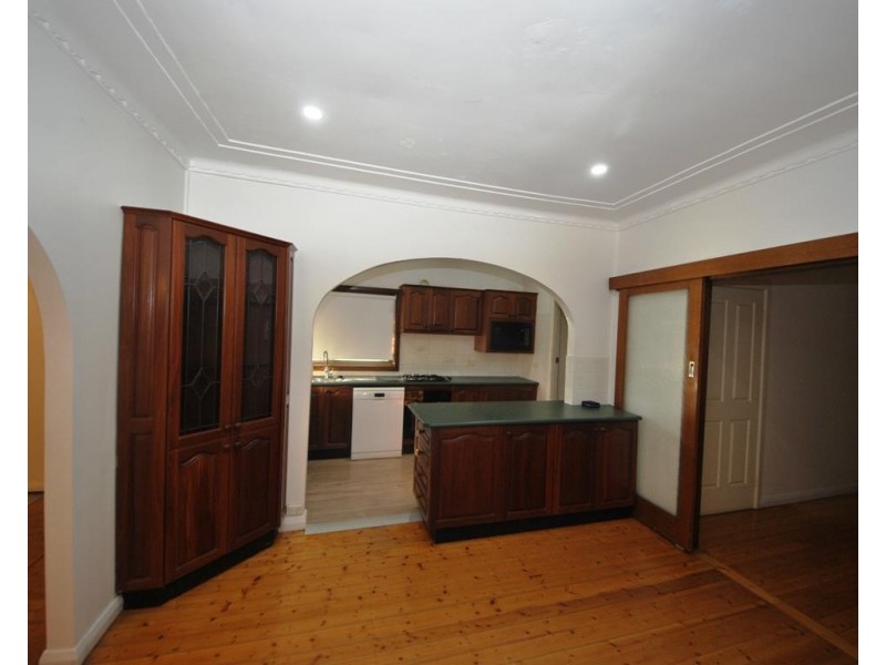 129 Kingsland Road, Regents Park NSW 2143
