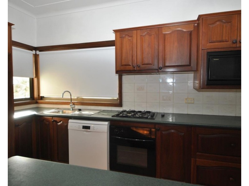 129 Kingsland Road, Regents Park NSW 2143