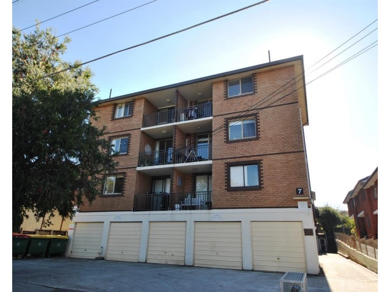 12/7 Myers Street, Roselands NSW 2196