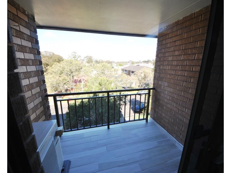 12/7 Myers Street, Roselands NSW 2196