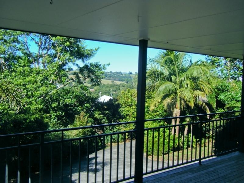 12 Barby Cres, Bangalow NSW 2479