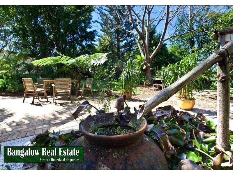 9 Lismore Rd, Bangalow NSW 2479