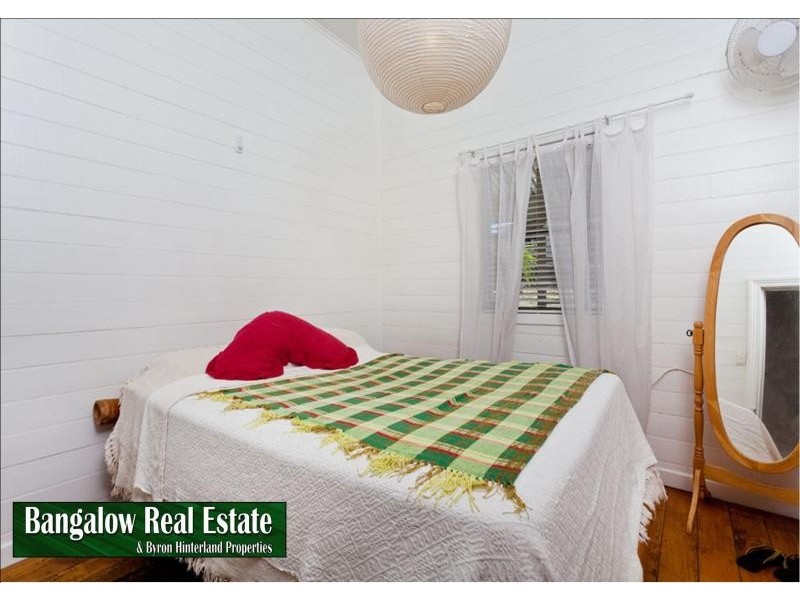 9 Lismore Rd, Bangalow NSW 2479