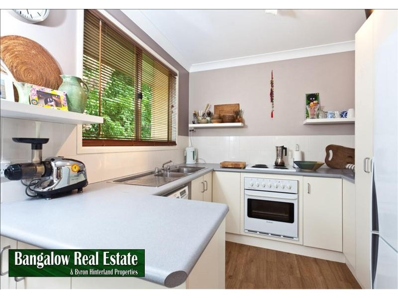 2/9 Colin St, Bangalow NSW 2479