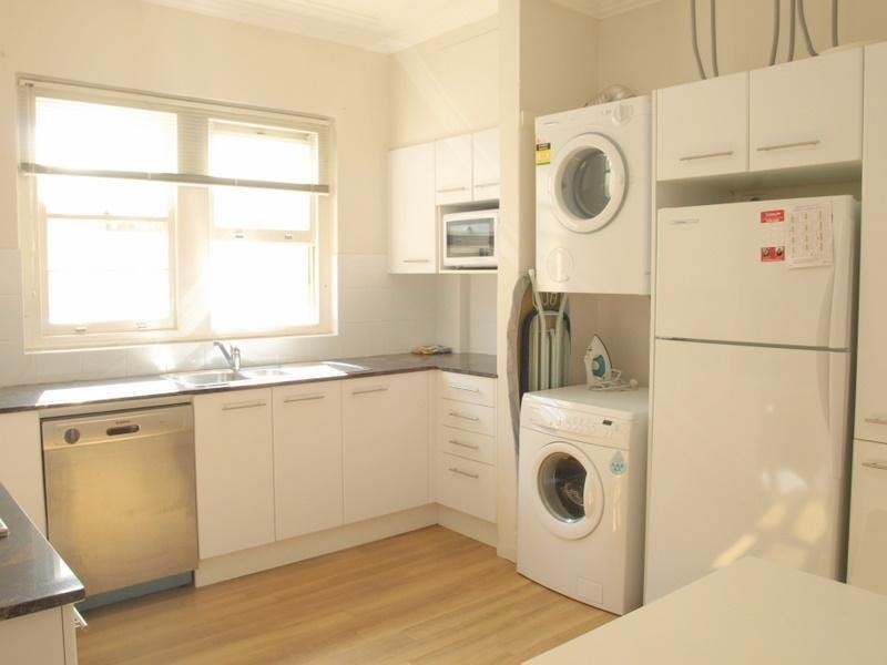 10/3 Baden St, Coogee NSW 2034