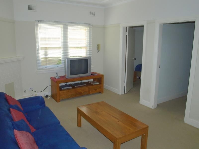 10/3 Baden St, Coogee NSW 2034