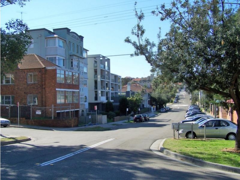 1/114 Brook St, Coogee NSW 2034