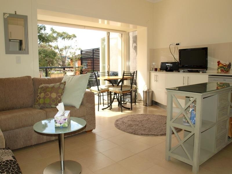 1/141 Mount St, Coogee NSW 2034